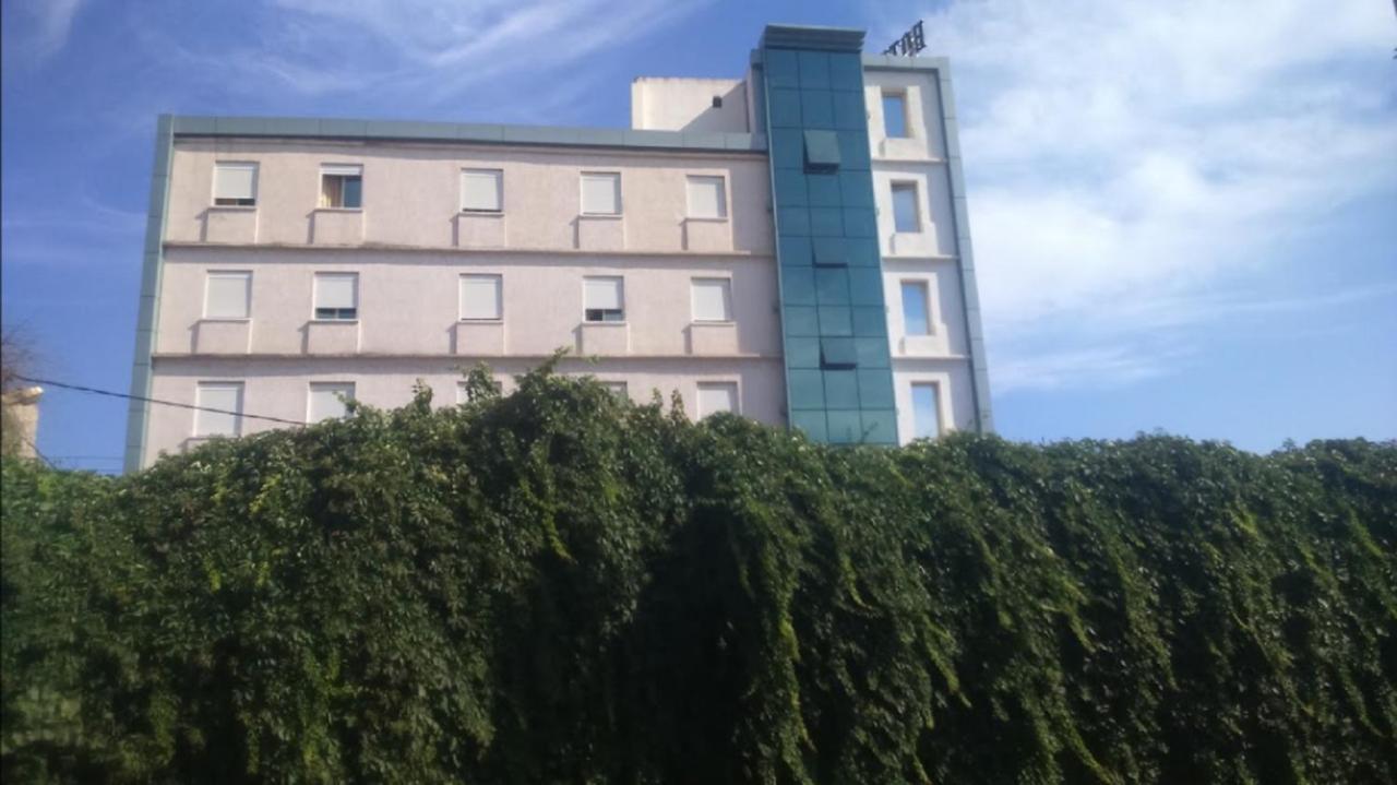 Roza Hotel Bab-Ezzouar Экстерьер фото