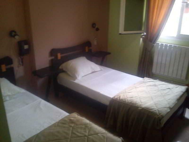 Roza Hotel Bab-Ezzouar Экстерьер фото